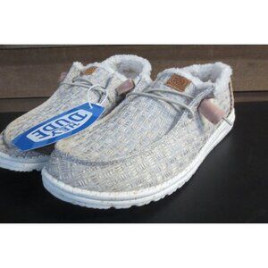 Hey Dude Ladies Wendy Warmth Slip on Shoes Natural Size 9 US New with Tag